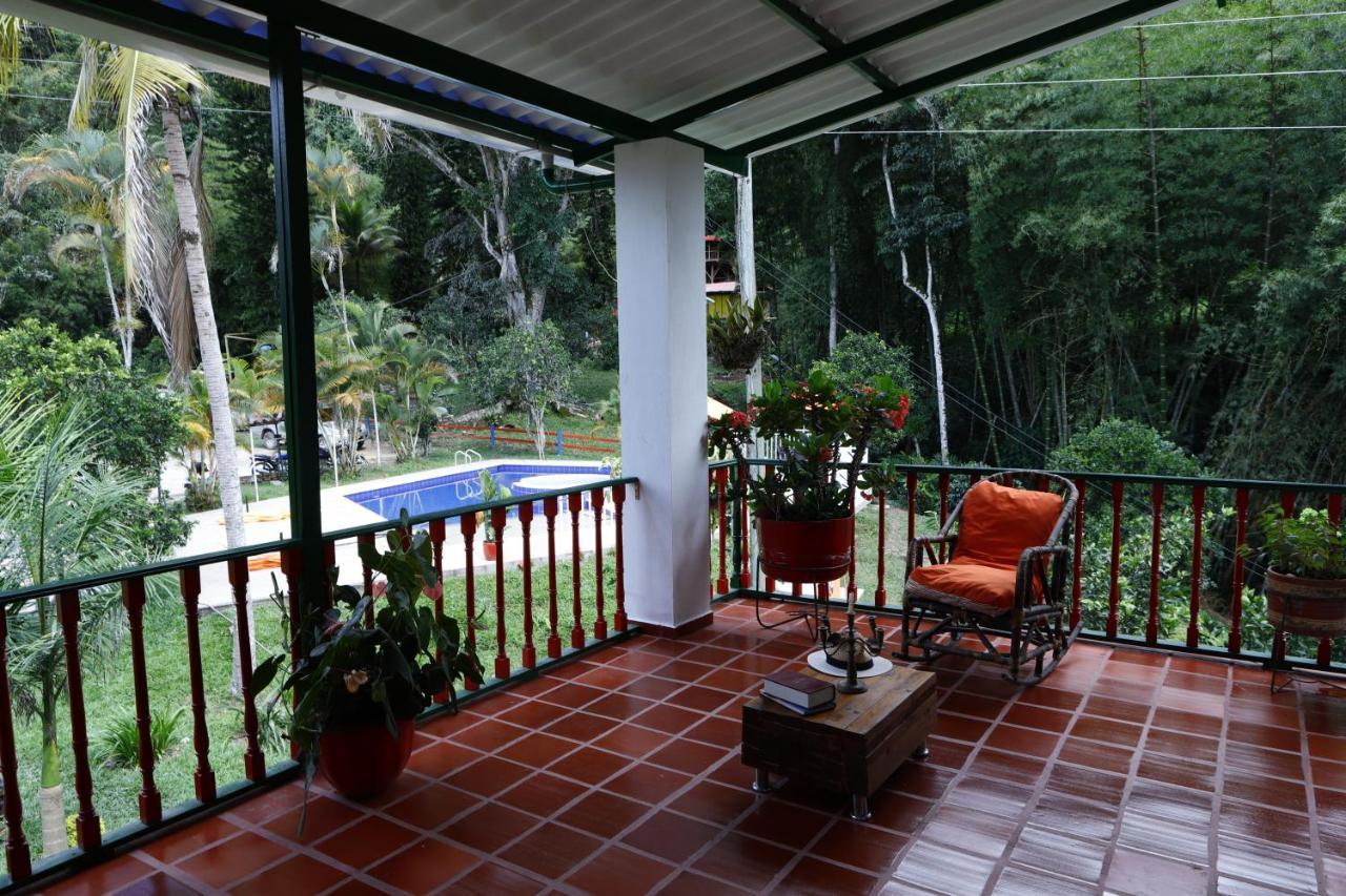 Ecohotel Monteverde ラ・ベガ エクステリア 写真