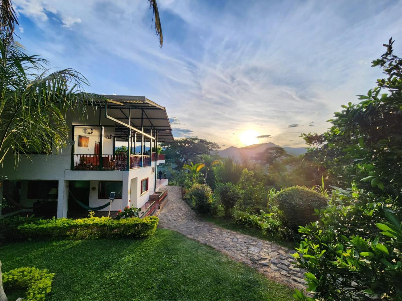 Ecohotel Monteverde ラ・ベガ エクステリア 写真