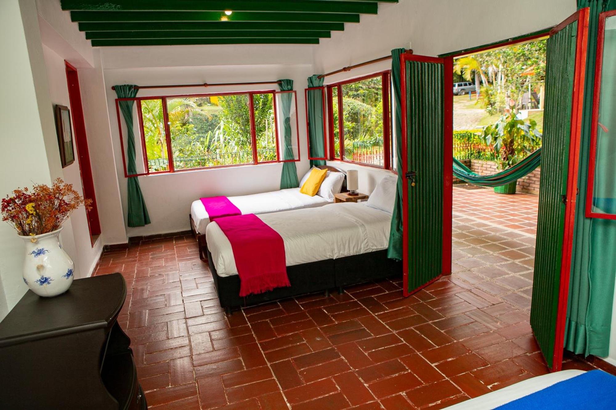 Ecohotel Monteverde ラ・ベガ エクステリア 写真