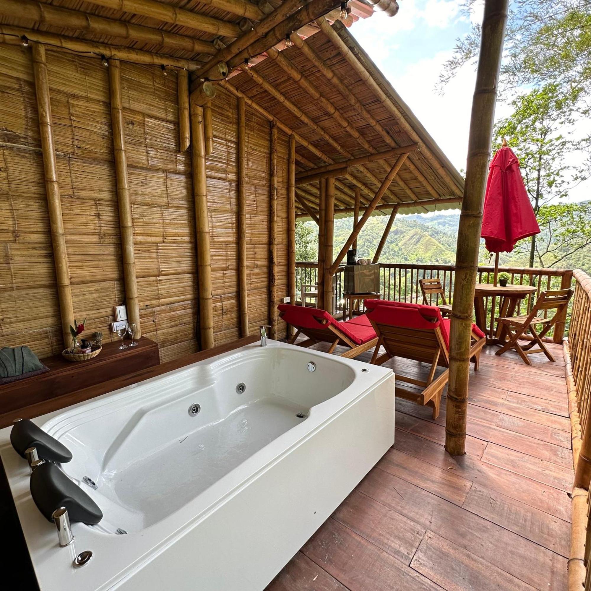 Ecohotel Monteverde ラ・ベガ エクステリア 写真